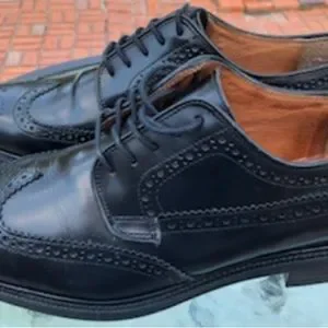 Stafford | Shoes | Stafford Black Wingtip Shoes Sz 3 | Poshmark display picture 1